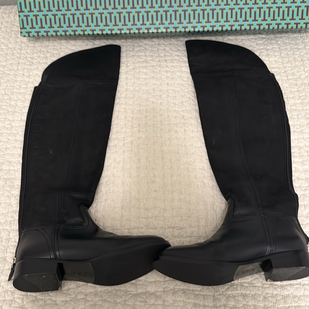 Tory Burch Simone Boots - Picture 6 of 9